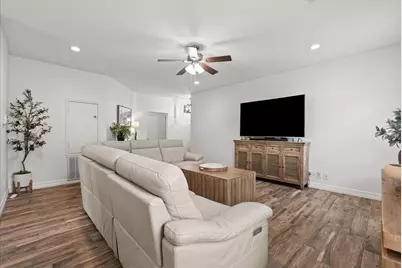 140 Mustang Stampede Drive, La Marque, TX 77568 - Photo 12