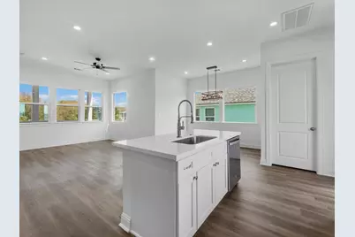 3903 Pirates Beach Circle, Galveston, TX 77554 - Photo 10