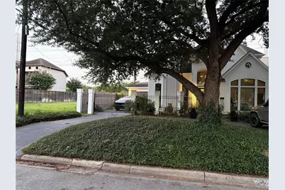 20 Hackberry A/B Lane, Houston, TX 77027 - Photo 6