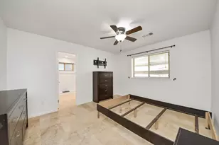 7802 Alegria Dr, Houston, TX 77083 - Photo 18
