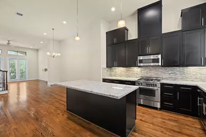 1212 W Dallas Street, Houston, TX 77019 - Photo 10