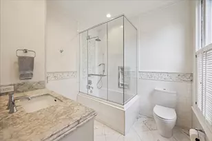 2368 Timber Ln, Houston, TX 77027 - Photo 36