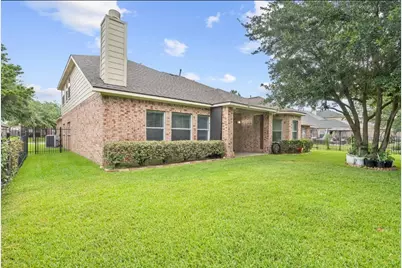 17007 Locust Springs Drive, Houston, TX 77095 - Photo 18