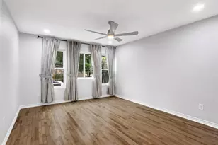 7 Briar Dale Ct, Houston, TX 77027 - Photo 16
