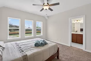 9122 Highland Northern Wy, Houston, TX 77088 - Photo 28
