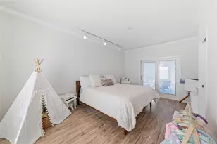 2100 Huldy St, Houston, TX 77019 - Photo 26