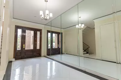 8800 Woodway Drive #10, Houston, TX 77063 - Photo 2