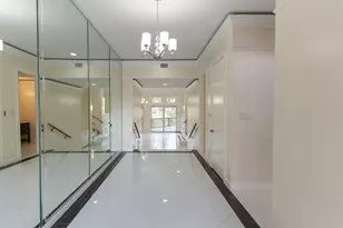 8800 Woodway Dr, Houston, TX 77063 - Photo 4