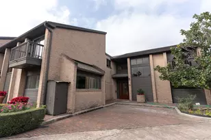 8800 Woodway Dr, Houston, TX 77063 - Photo 42