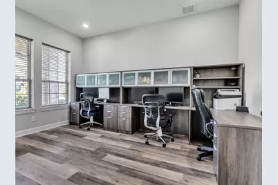 32212 Highwood Green Lane, Conroe, TX 77385 - Photo 10