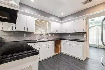 15607 Creekbriar Court, Houston, TX 77068 - Photo 14
