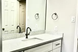 5711 Silver Bay Ct, Sugar Land, TX 77479 - Photo 44