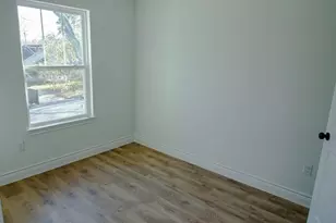 1407 Odd Fellow St, Conroe, TX 77301 - Photo 10