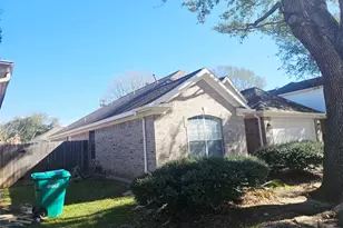 9026 Eaglecove Dr, Houston, TX 77064 - Photo 2