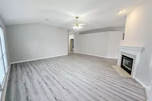 9026 Eaglecove Dr, Houston, TX 77064 - Photo 8