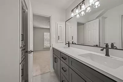507 Commodore Way, Houston, TX 77079 - Photo 34