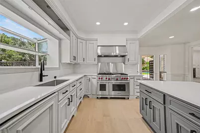 507 Commodore Way, Houston, TX 77079 - Photo 12