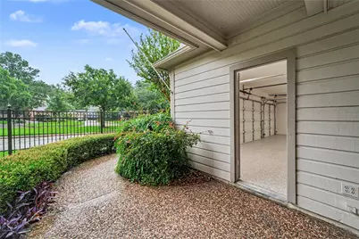 507 Commodore Way, Houston, TX 77079 - Photo 42