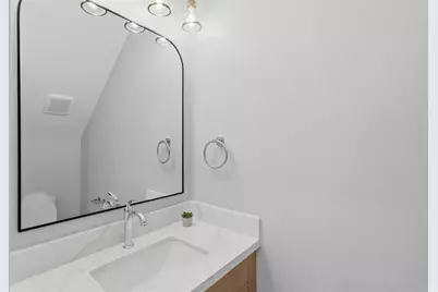 5034 Mallow St #A B, Houston, TX 77033 - Photo 8