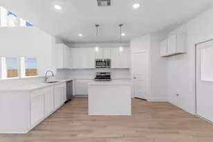 359 Twin Lakes Blvd, West Columbia, TX 77486 - Photo 12