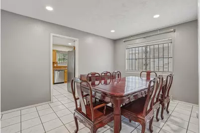 10514 Long River Drive, Sugar Land, TX 77498 - Photo 8