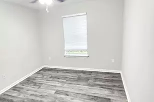 6114 Torreon St, Houston, TX 77026 - Photo 16