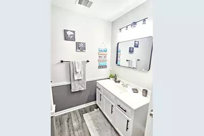 6114 Torreon Street, Houston, TX 77026 - Photo 12