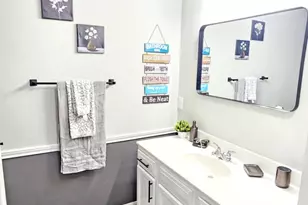 6114 Torreon St, Houston, TX 77026 - Photo 12