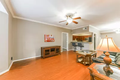 2255 Braeswood Park Drive #153, Houston, TX 77030 - Photo 2