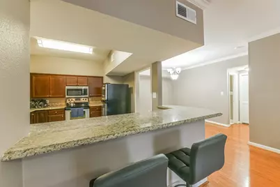 2255 Braeswood Park Drive #153, Houston, TX 77030 - Photo 8