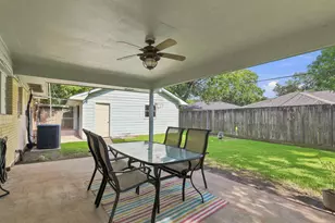1705 Chilton Dr, Baytown, TX 77520 - Photo 22