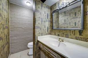 1422 Walnut Bend Ln, Houston, TX 77042 - Photo 6