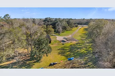 33349 Interstate 10, Anahuac, TX 77514 - Photo 26