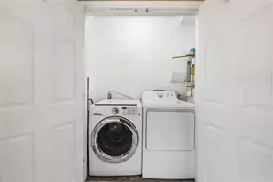 33349 Interstate 10, Anahuac, TX 77514 - Photo 16