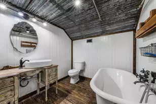 33349 Interstate 10, Anahuac, TX 77514 - Photo 18