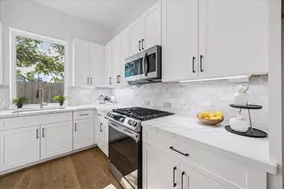 1914 Luna Woods Lane, Houston, TX 77055 - Photo 10