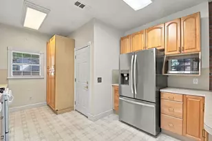 905 Pizer St, Houston, TX 77009 - Photo 8