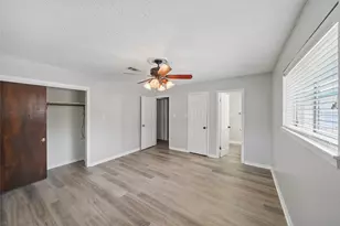 592 Florida Park, Conroe, TX 77302 - Photo 6