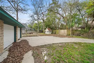 592 Florida Park, Conroe, TX 77302 - Photo 8