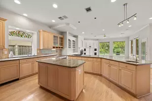 19003 Windsor Lakes Dr, Houston, TX 77094 - Photo 10