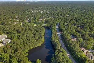 78 E Hobbit Glen Dr, Conroe, TX 77384 - Photo 30