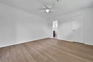 5703 Oakham St, Houston, TX 77085 - Photo 16