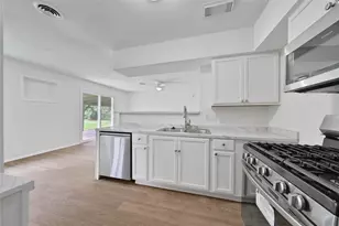 5703 Oakham St, Houston, TX 77085 - Photo 12
