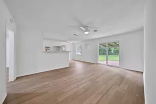5703 Oakham St, Houston, TX 77085 - Photo 8