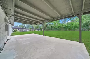 5703 Oakham St, Houston, TX 77085 - Photo 28