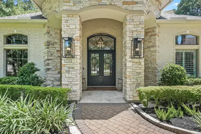 19 Harmony Links Place, The Woodlands, TX 77382 - Photo 2