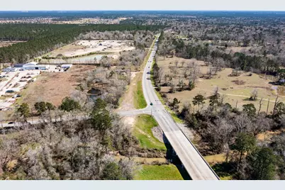 17645 Fm 2090 Road, Conroe, TX 77306 - Photo 12