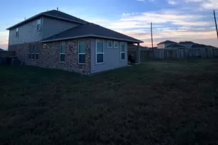 10454 Junction Peak Dr, Rosharon, TX 77583 - Photo 2