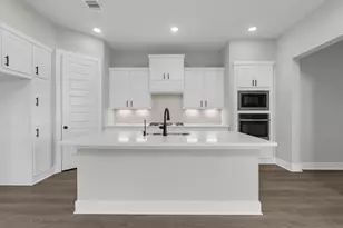 22618 Ruby Frst Rd, Tomball, TX 77377 - Photo 2