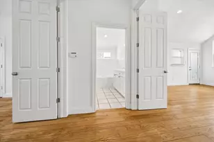 4011 Garrott St, Houston, TX 77006 - Photo 12